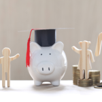 Teciomar Ábila mostra como a educação financeira pode transformar o futuro das famílias, começando desde a infância.